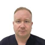 Стоматолог-имплантолог Бушуев Д. А., Екатеринбург